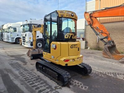 Mini pelle Caterpillar 303 diesel 3.18T – 3 godets