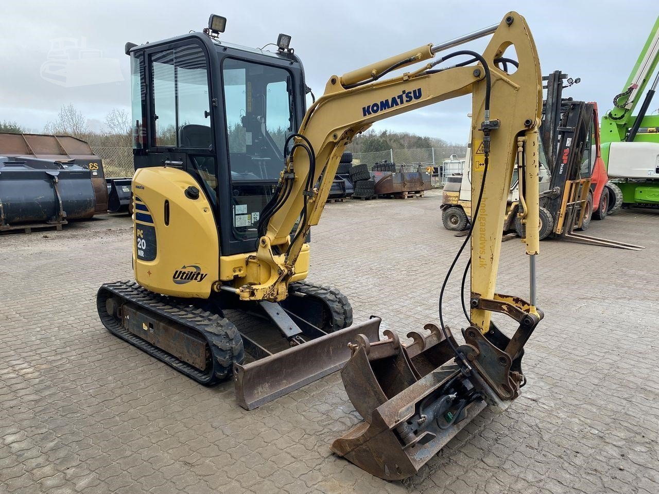 k5.jpeg Mini pelle Komatsu PC20MR-2 diesel 2T – TP – Image 1