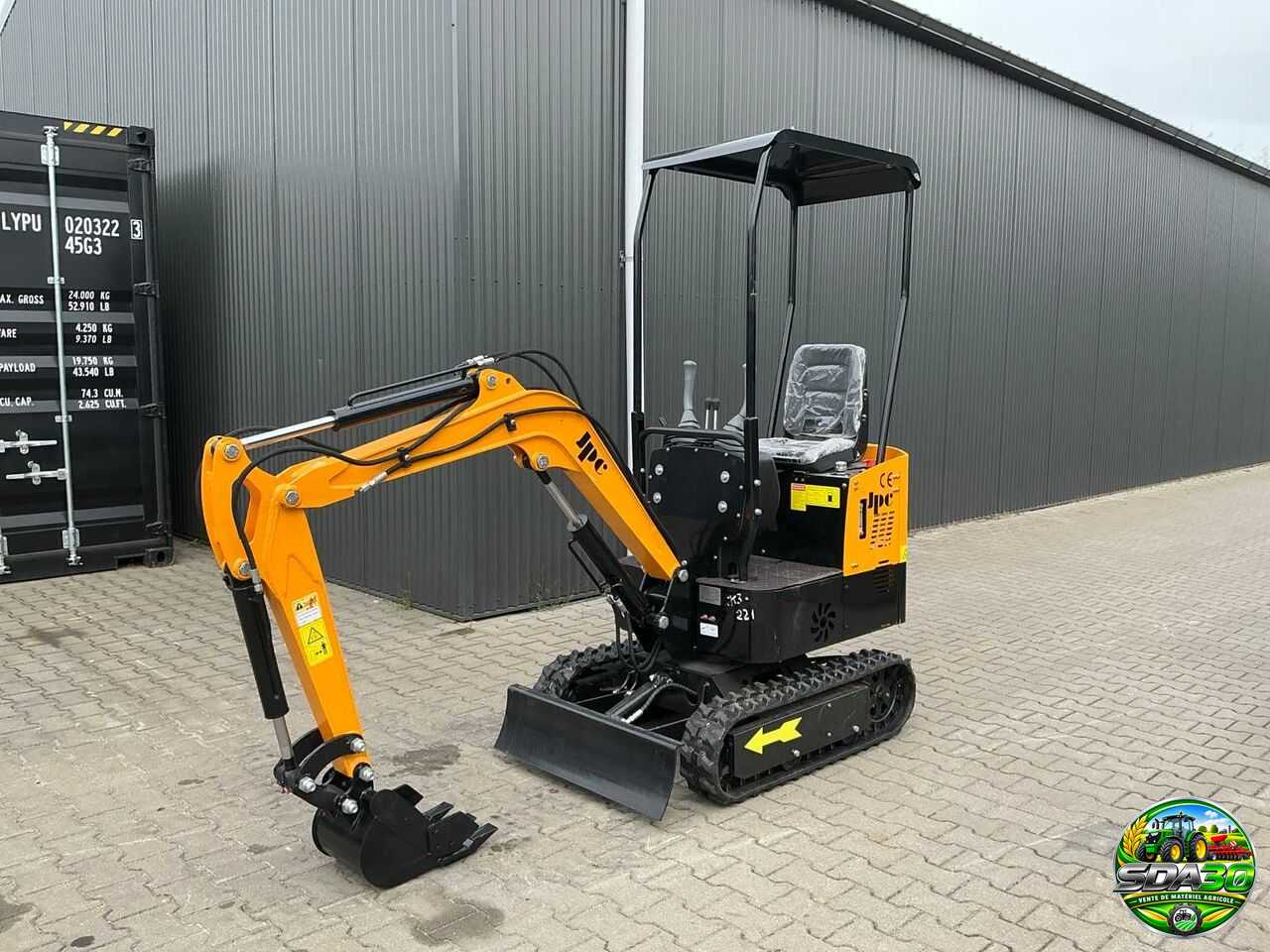 bh1 JPC HT 12 – Mini-Pelle Diesel 1,2 T – Construction et TP – Image 1