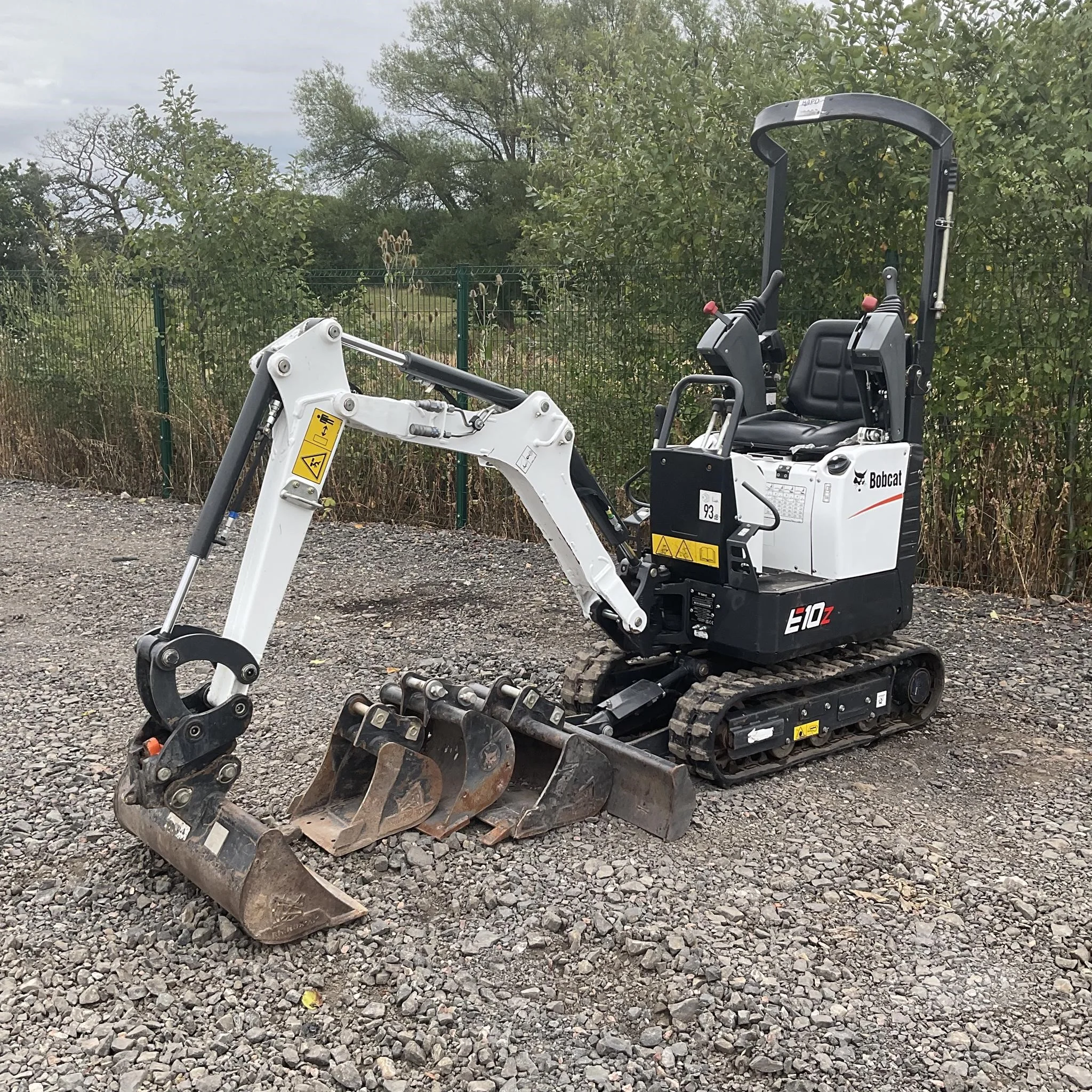 img (81) Bobcat E10Z Diesel 2024 – Mini-pelle 1,2 T – BTP et travaux agricoles – Image 1